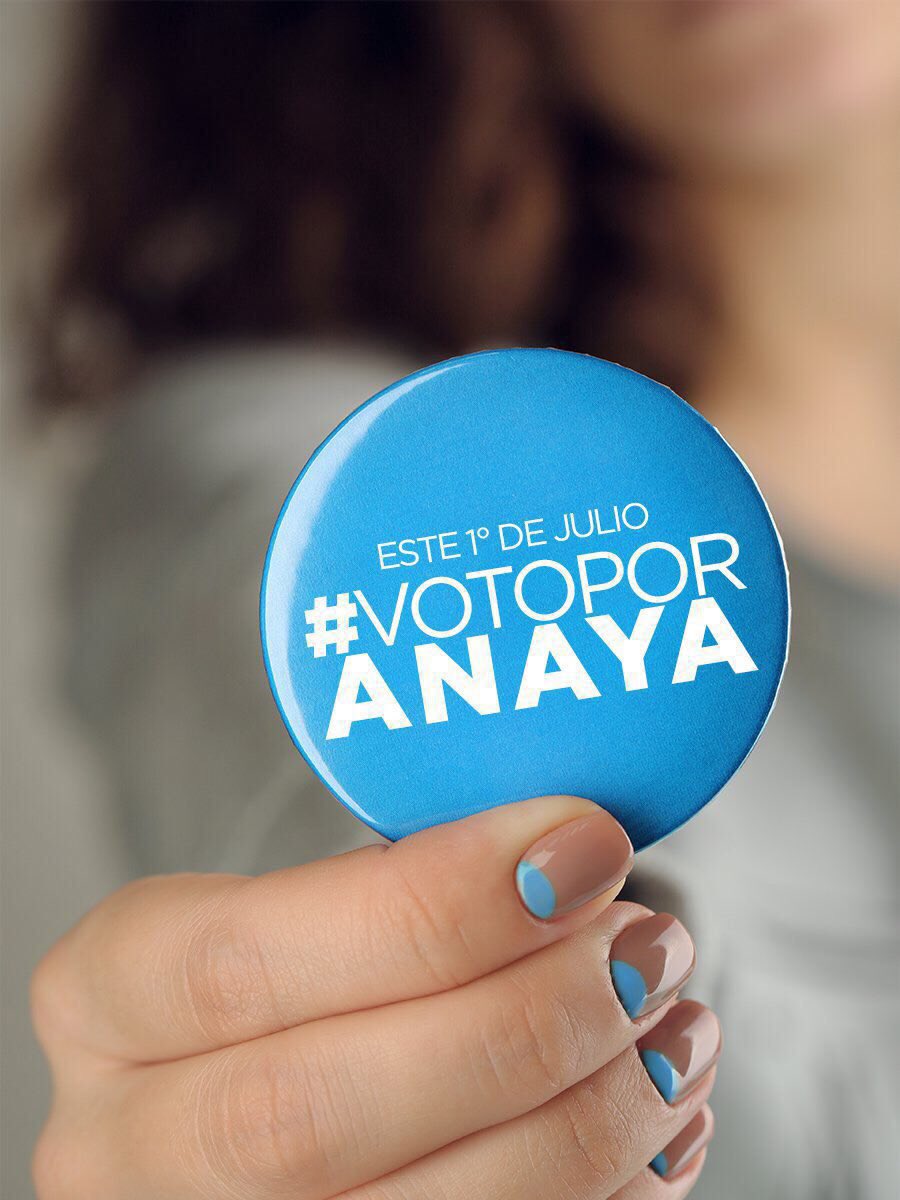 MiguelPenaflor's tweet photo. Este es el momento para convencer a todos los indecisos de que la única opción de un cambio verdadero es @RicardoAnayaC. 🇲🇽👏🏼 Trabajemos unidos, pues solo en equipo se logran las grandes cosas ¡Juntos, vamos a lograr el cambió! #VotoPorAnaya #VotaAnaya #FelizViernes https://t.co/z1EOp0y8wF