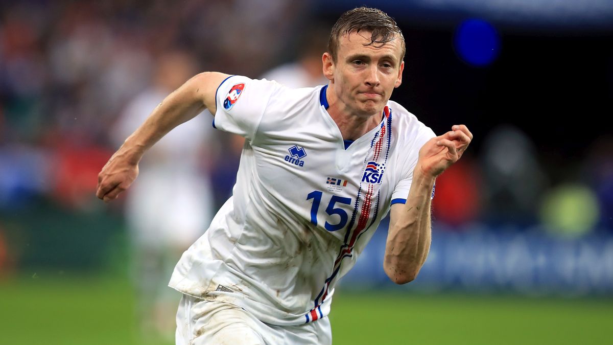 Reading FC (@readingfc) on Twitter photo .@JonDadi becomes the first #ReadingFC player to feature at the <a href="/FIFAWorldCup/">FIFA World Cup</a> for 12 years 🏆
But who was the player before him? 🤔 .@JonDadi becomes the first #ReadingFC player to feature at the <a href="/FIFAWorldCup/">FIFA World Cup</a> for 12 years 🏆
But who was the player before him? 🤔