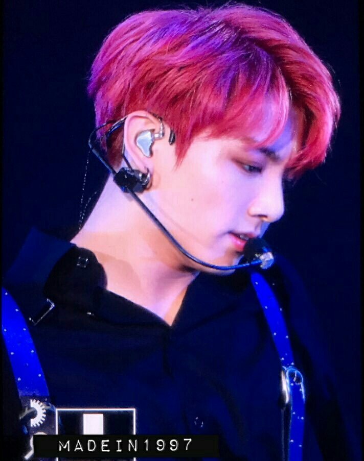 sceneryfortae's tweet photo. red hair 2014                   red hair 2018
❤🍎🍭🍒🍃🍼             💯⁉💣🔥💀🚫
🍒🍦🍃🍓🍼❤             💀🔥💣🔞⁉
🍼🍃🍎🍭🍒💓             🚫💣💀⁉🔥❌ https://t.co/y7u8w20KcC