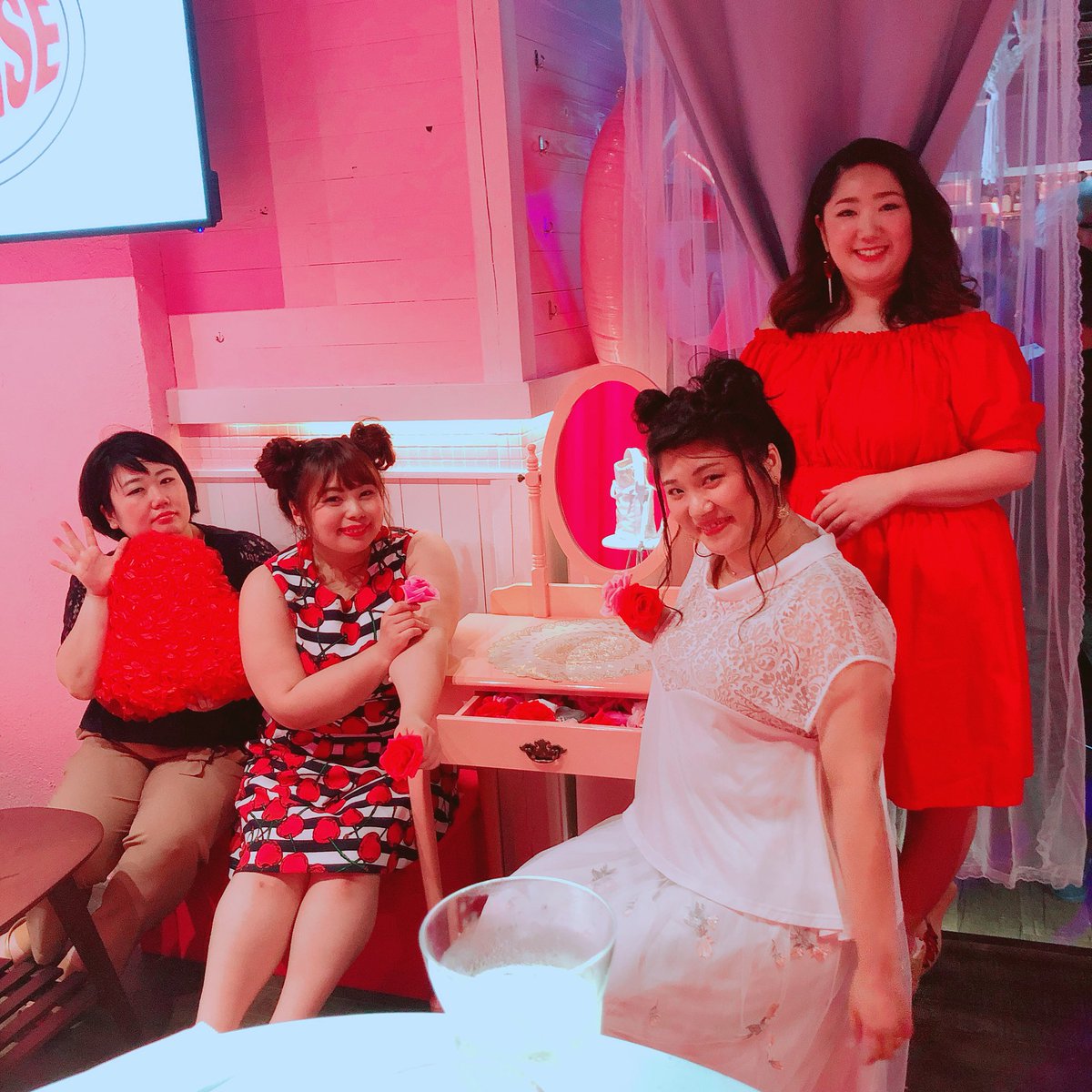 Glapocha グラぽちゃ Twitterissa 渋谷にインスタ映えの可愛いお店がopen レセプションパーティーに グラぽちゃ モデルをご招待頂きました ハートをモチーフにしたピンクで可愛いお店 要チェックです ハートミュージアム ハート好きの聖地 ハート Glapocha グラぽちゃ Twitterissa 渋谷にインスタ映えの可愛いお店がopen レセプションパーティーに グラぽちゃ モデルをご招待頂きました ハートをモチーフにしたピンクで可愛いお店 要チェックです ハートミュージアム ハート好きの聖地 ハート