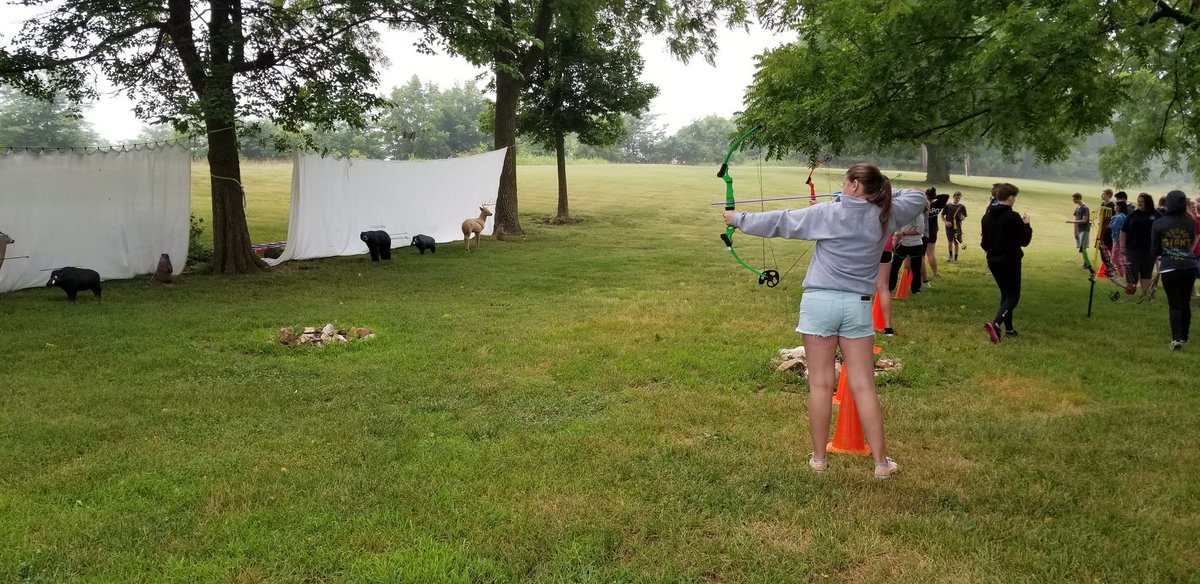 Coachwalk1021's tweet photo. Central Outdoor Living shooting 3 D targets at Carver...great class! https://t.co/F5yTYb6oQG