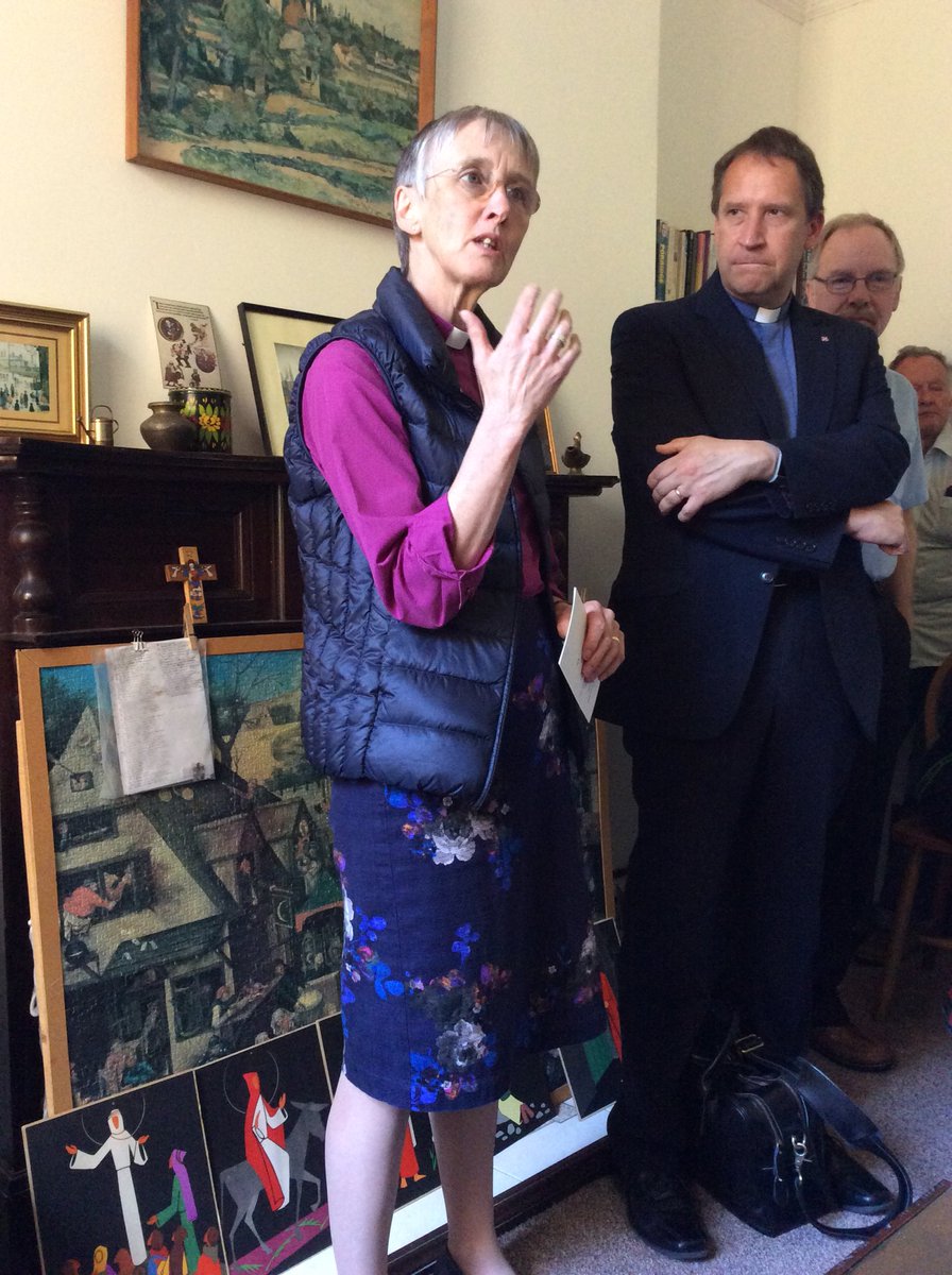 HullRefugeeWeek's tweet photo. Thank you to Alison White, Bishop of Hull, Leslie Newton and Rev Randall Barlow for blessing Peter and Anne’s house and 4 destitute refused asylum seekers who live there. Peter and Anne’s generosity is a shining example to all https://t.co/nCpSdrcEjs