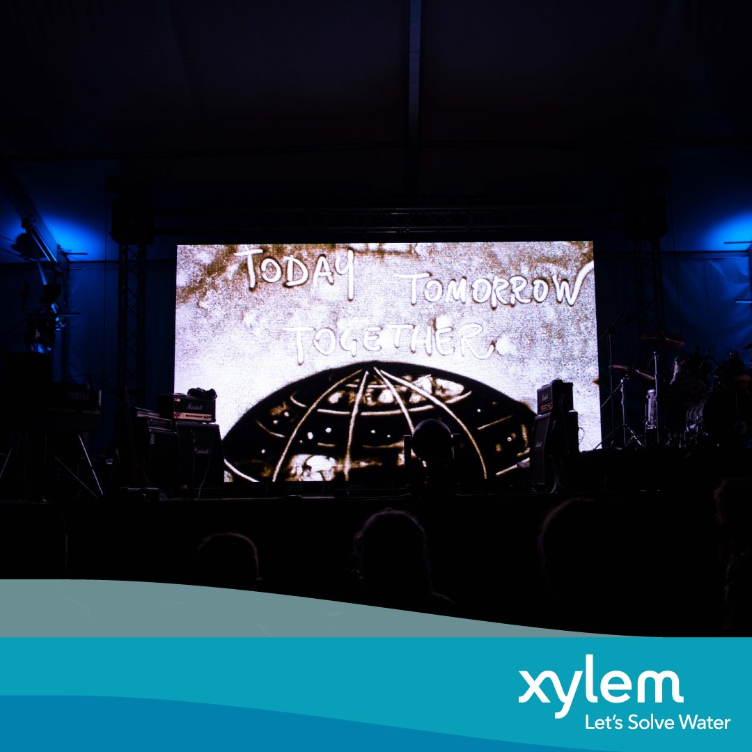 We can't stress this point enough. We stated it even through the sand art show right after dinner at the 50th Year Anniversary event: Lowara made it to this point thanks to the collective effort of all the people involved. We did it together!