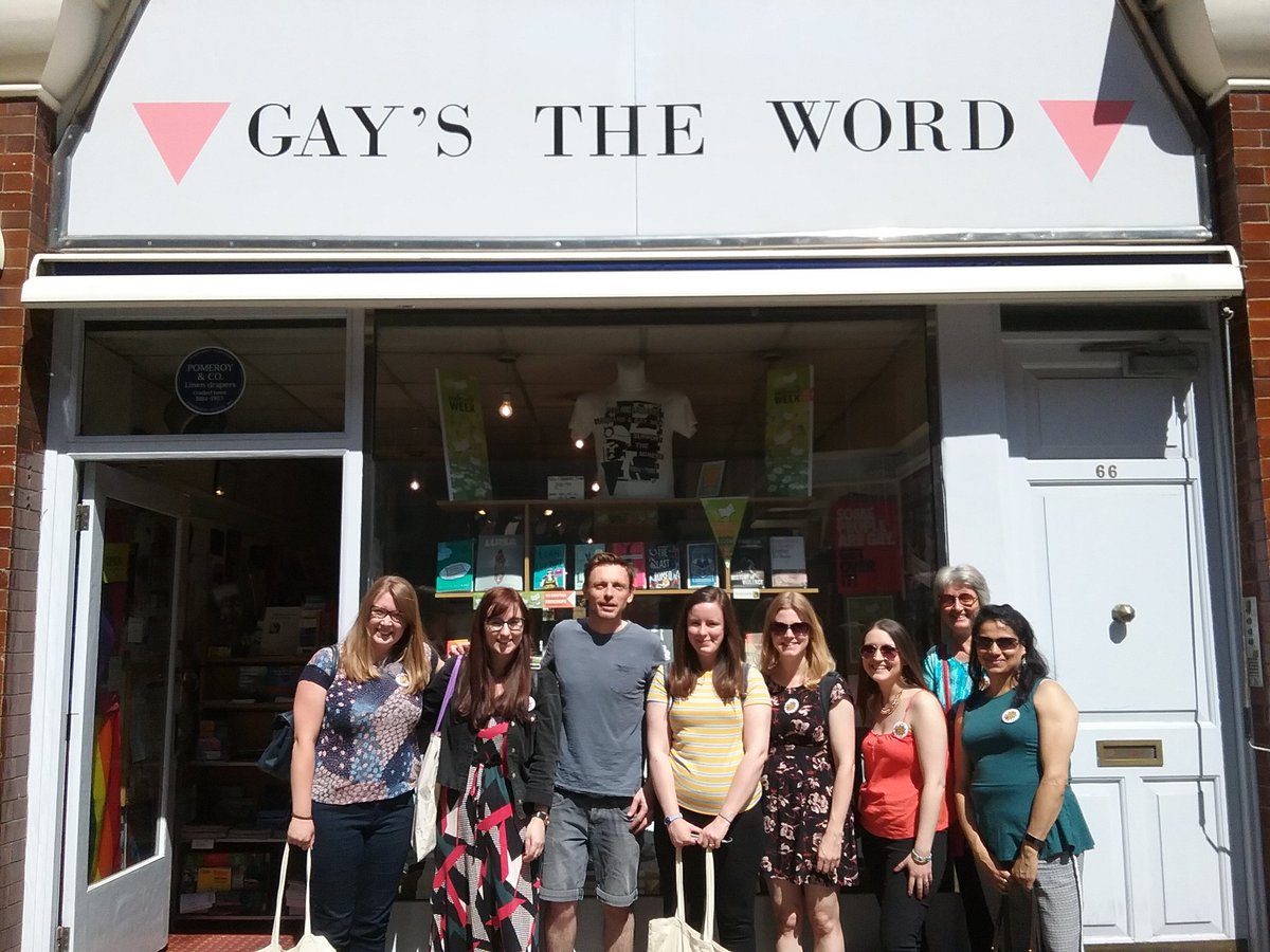 What a joy to have such a gorgeous bunch of book crawlers swing by the bookshop to celebrate @IBW2018 @booksaremybag @IndieBound_UK #bookshopheroes #bookshopcrawl @BAbooksellers