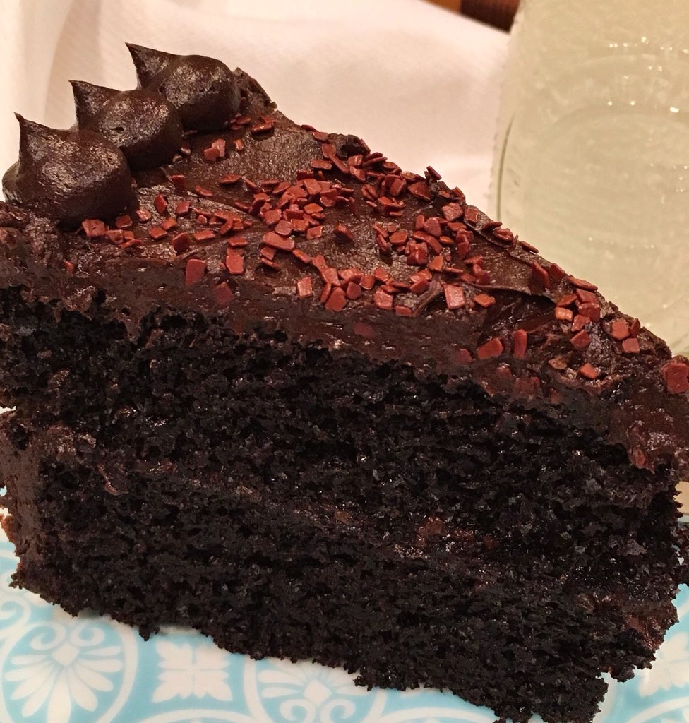 Norinesnest's tweet photo. It’s Friday and time to celebrate with this amazing Dark Chocolate Cake with chocolate buttercream! Cause it’s been a long week! https://t.co/YExUMwUo3f https://t.co/MDJ4TMOeEf