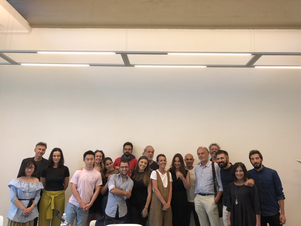 gumdesign_gab's tweet photo. Open Lecture con Chiara Alessi
purtroppo oggi non è stato possibile fare la diretta Facebook, illustriamo con qualche scatto la splendida mattinata!
grazie @chiaralessi 😉
#iedfirenze #openlecture #master #design #innovazione #prodotto #alto #artigianato #gumdesign
@ied https://t.co/eDL7DP6mbA