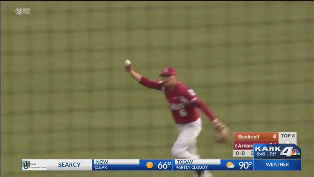 OmaHogs Battle Florida Tonight in College World Series dlvr.it/QY9ZSV https://t.co/orkep0w4A6