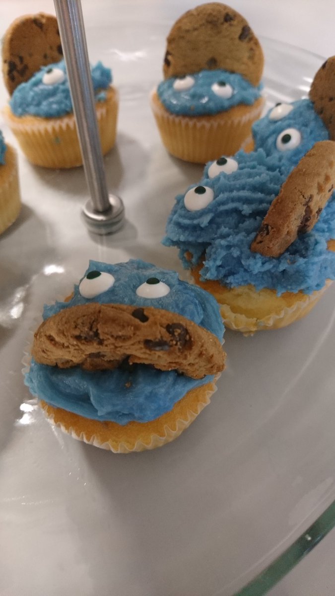 department_he's tweet photo. Cup cake wars part 2🎂 https://t.co/JTGnXjGcLD