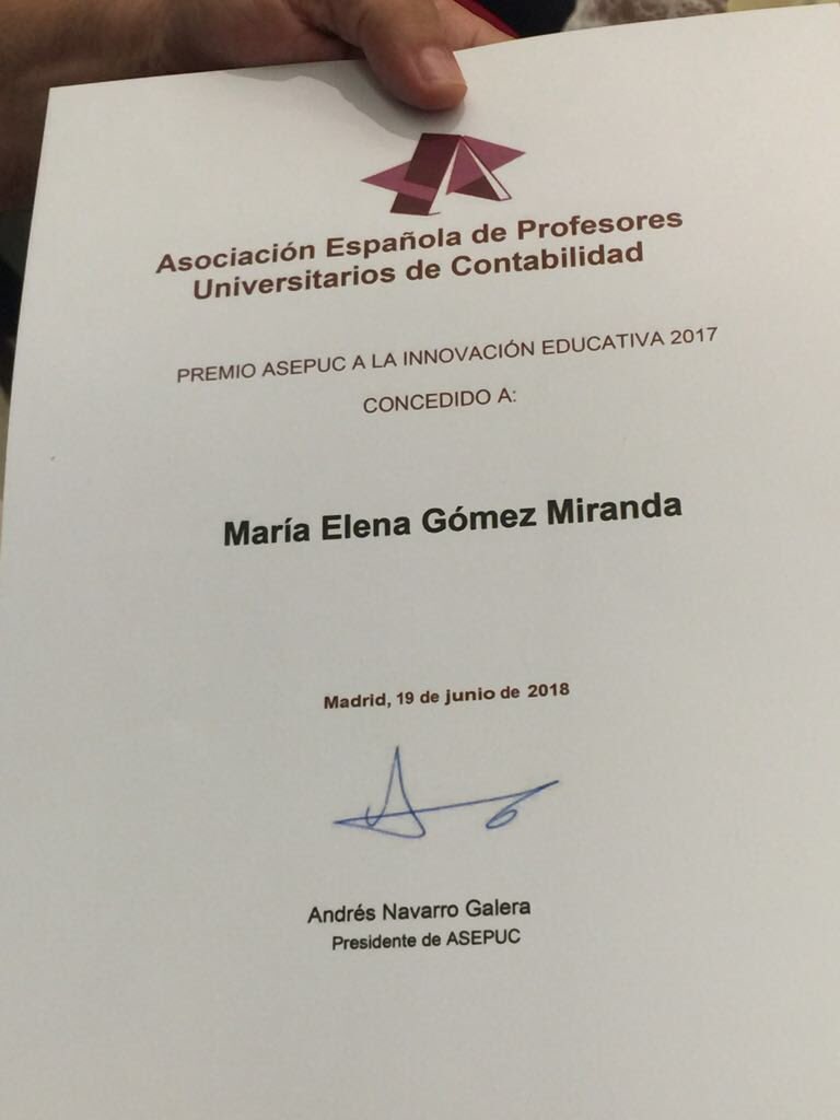 lazaro050960's tweet photo. Premio ASEPUC 2017 a la Innovación Educativa al equipo capitaneado por nuestra compañera María Elena Gómez Miranda @FcceeUgr @CanalUGR. Enhorabuena! https://t.co/8WnVr9A462