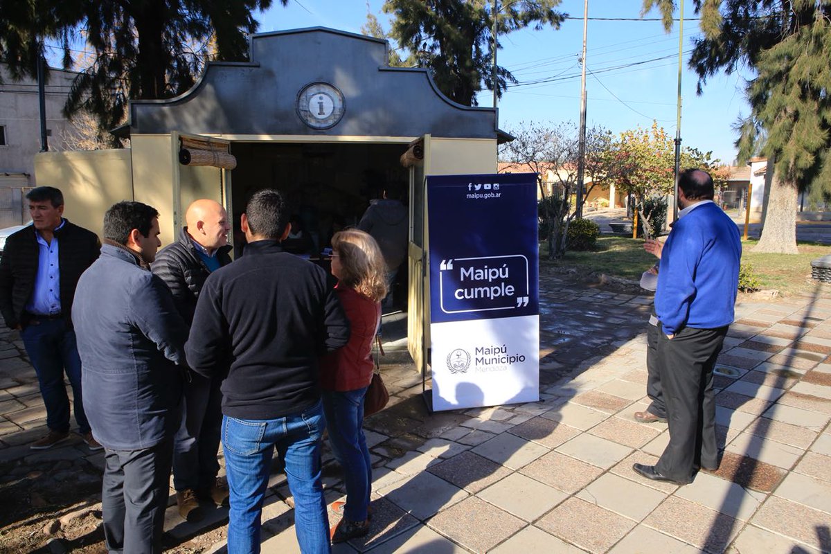 MaipuMunicipio's tweet image. Apertura de sobres de la Licitación Pública para Repavimentación de calzada en Carril Gómez, calle Roca y Montecaseros, desde Urquiza hasta Belgrano de #Coquimbito #MaipúCumple