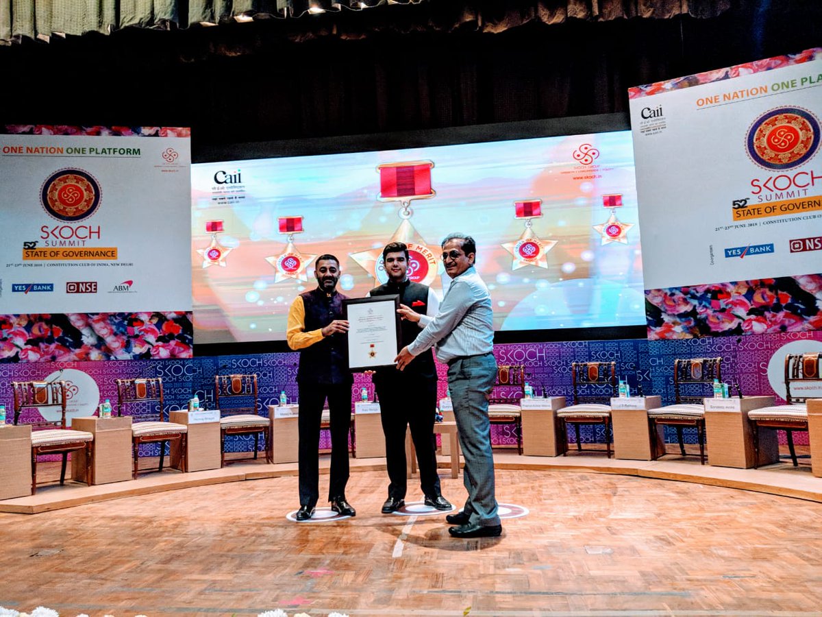 nhidcl's tweet photo. NHIDCL has been awarded Gold award by @skochgroup  for @INAM_Pro , INFRACON and Z-Morh #tunnel Project on 22-06-2018 at Constitution Club of India. https://t.co/NTnoB5zmX1
