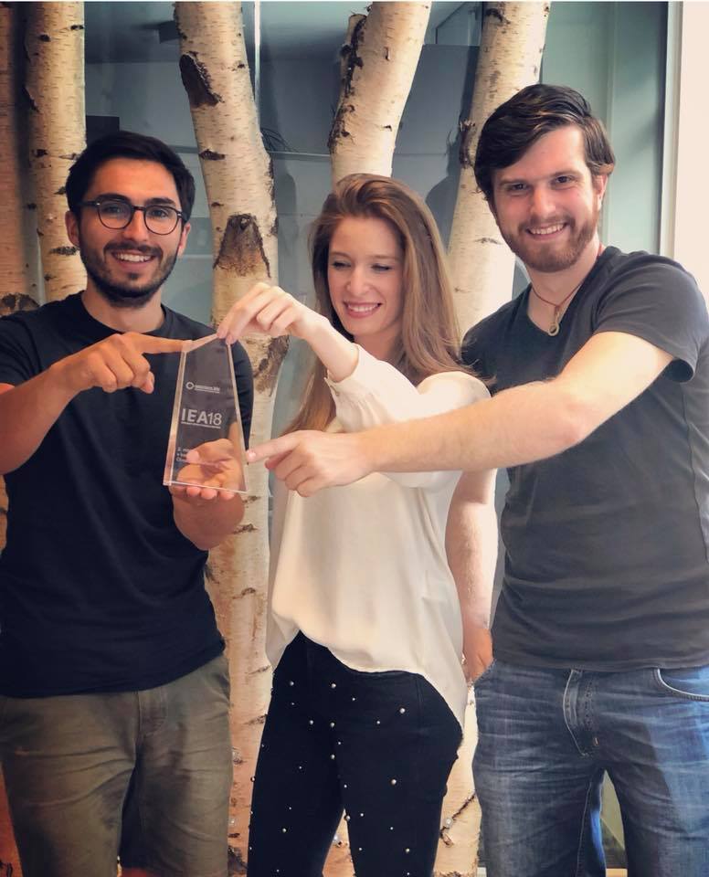 Z Internet Effectiveness Awards jsme si za kampaň pro <a href="/LandRover/">Land Rover Discovery</a> přinesli stříbro. Bez uzké spolupráce mezi klientem, publisherem a agenturou obsahovka dělat nejde.
Dohodnout se, kdo bude cenu držet, je už těžší.
#LandRover #Wavemaker <a href="/seznam_cz/">Seznam.cz</a>