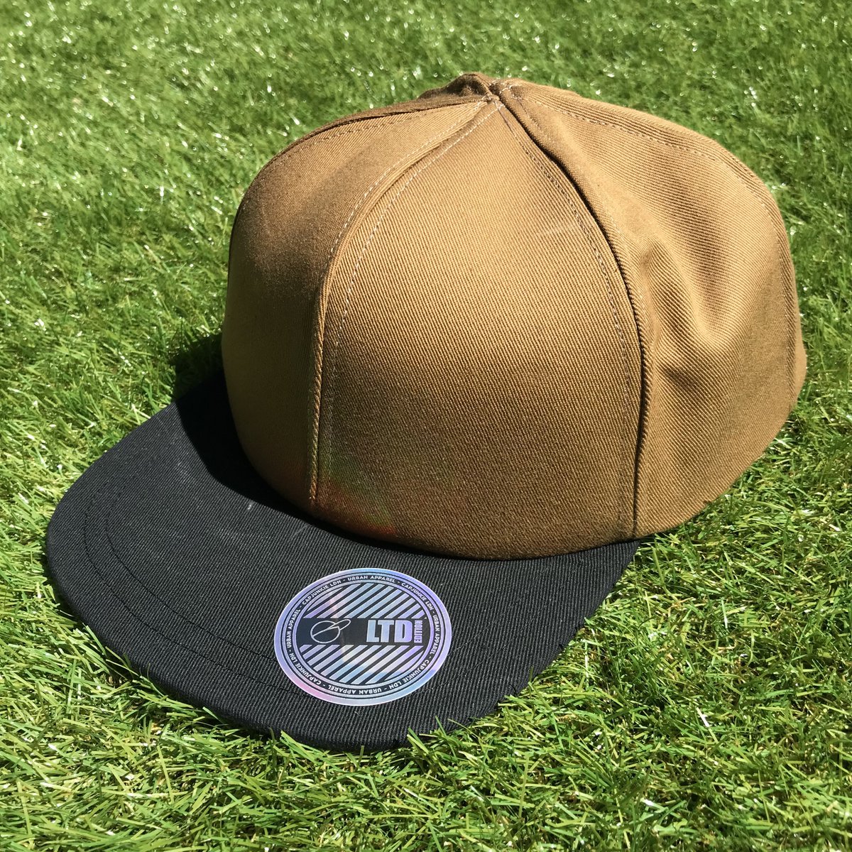 capjunkie's tweet photo. Who said tan wasnโt cool? #Capjunkie #capjunkieldn #cap #junkie #ldn #hat #snapback #customsnapbacks #handmade #custom #customhat #customapparel #customsnapback #cjldn #forlikes #hot #trend #fashion #embroidery #logos #brands #content #skaterboy #menswear #branding https://t.co/NTGa1uHVOq
