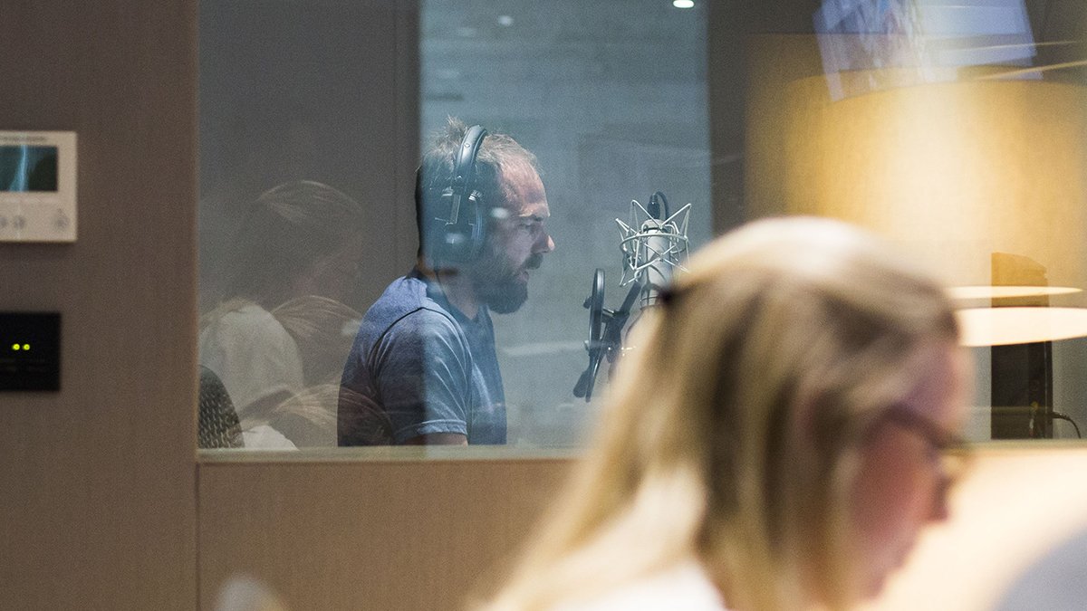studio_2br's tweet photo. Because brand guidelines need to move with the times too. 2br recording voiceover @CodaPost #MadeByStudio2br #BehindTheScenes https://t.co/KxEDbOb3ws