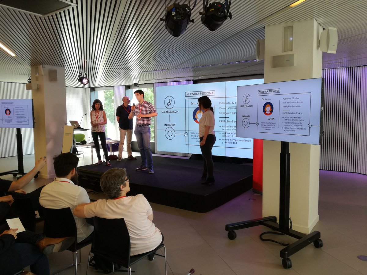 uxerschool's tweet photo. Primer proyecto en nuestro #UXERDAY del #UXIMMERSIVE #Barcelona: #Moover, app para digitalizar los billetes de transporte con muchas y prácticas opciones 😎 #UX #UI @MovistarCentre https://t.co/2hXRLWeVrl