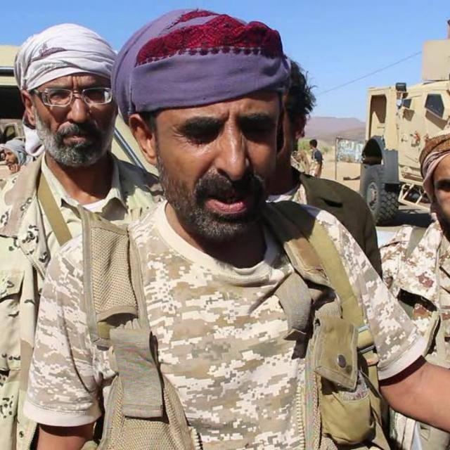 إحزني يانوايف فوق ذي ناعم
وانحبي يا رُبى مارب واهاليها
وانطقي بالحقيقه واشهدي العالم
اني اول جريحٍ في مواطيها
بعد ابوصالح اجواء صفوها غايم
ابن ضيف الله احمد راس مرويها
كيف  اعزي  ونا محتاج  ياسالم
للتعازي  ونفسي  من  يواسيها ...

الشاعر محمد بن مقلد الحتيكي العبيدي