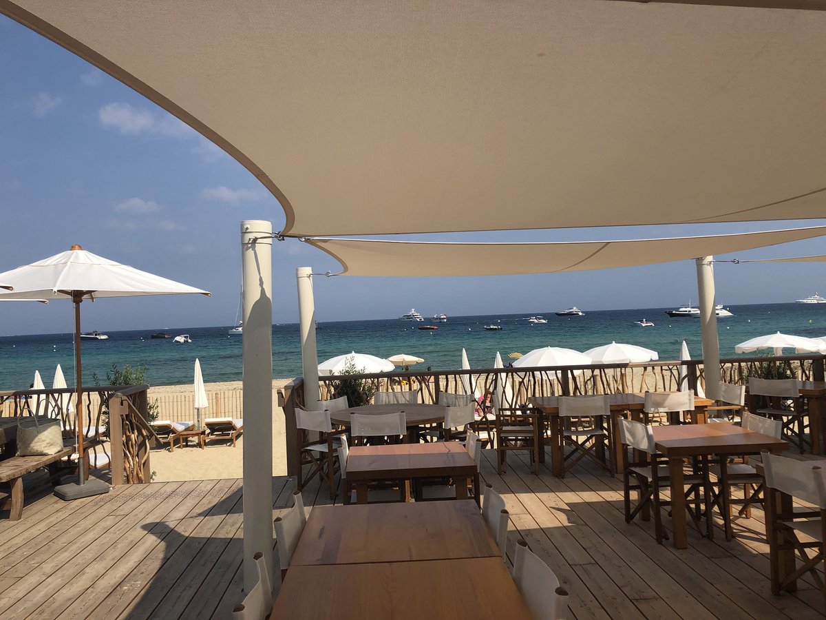 frutossebastien's tweet photo. Nous félicitons Maxime et Florence Lamon pour l’ouverture de leur Plage le 1051 https://t.co/YP7aHNnT9z Nous sommes heureux de les accompagner dans ce beau projet. https://t.co/SBS4WS27np