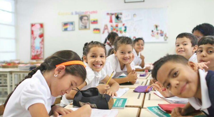 marioyvke's tweet photo. Conozca los pasos a seguir para optar al bono escolar del Carnet de la Patria https://t.co/GnJHsnN0sx https://t.co/1oaMOmsOlw