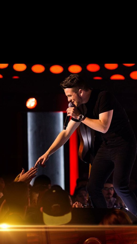 Playing the Igloo tonight, come say hi to me and the boys!