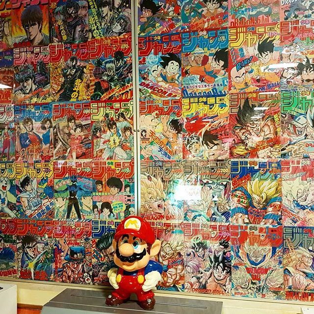 TVHLAND's tweet image. Couverture de #weeklyjump vintage. C'est l'âge d'or du #clubdorothee #voyage #japon #tokyo ift.tt/2MM34gO