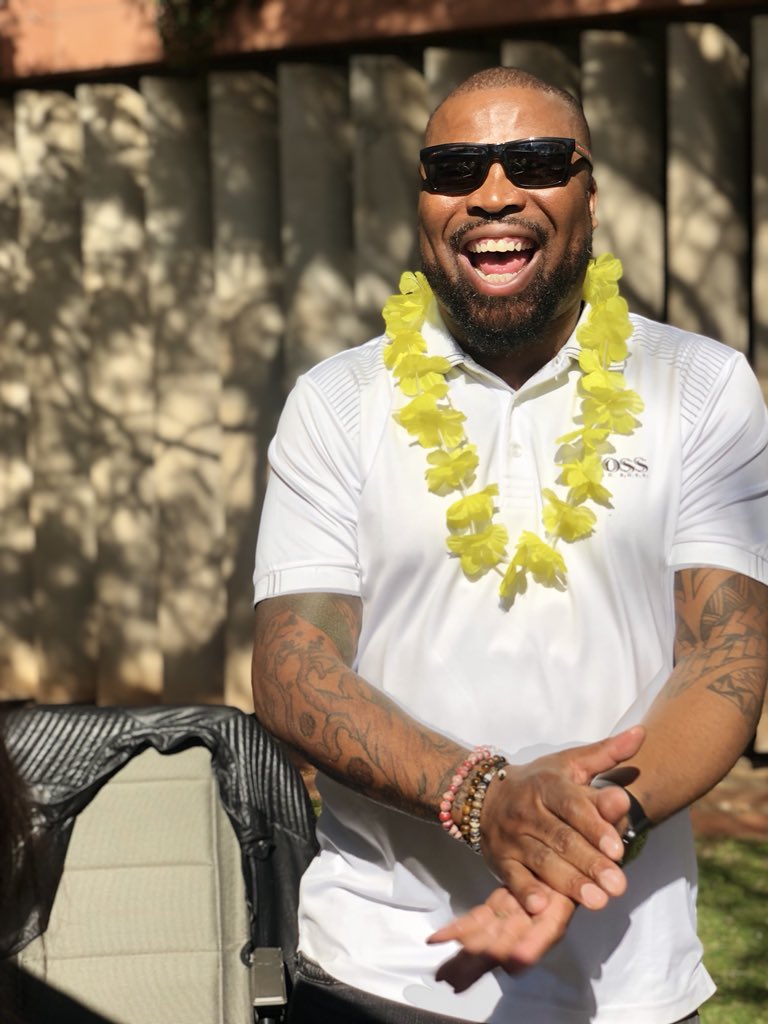 chef_bennym's tweet photo. #Fridaythangs @mtnza it’s been a Good Friday so far😊! #bestpoitjie #networking #4theloveoffood #funday https://t.co/eFh35fskh2