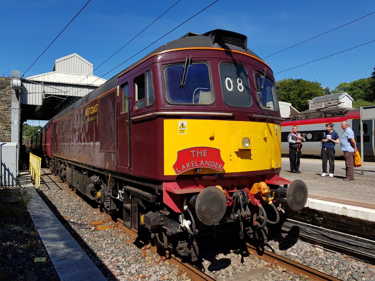 This is my pic of the thrash monster of the day. #class33  seen here at #oxenholme 22.6.18.  33029 #WestCoastRailways