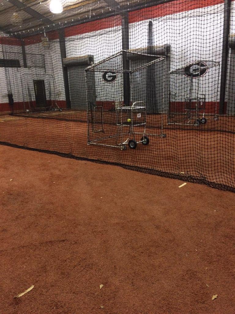 WillMinor09's tweet photo. #FastpitchFridays with the @NettingPros #netcommanders. Project Spotlight: #IndoorHittingFacility #BattingCages #FullProtectors #BallCarts #BPScreens @UGASoftball. https://t.co/wO8IGU7KYG