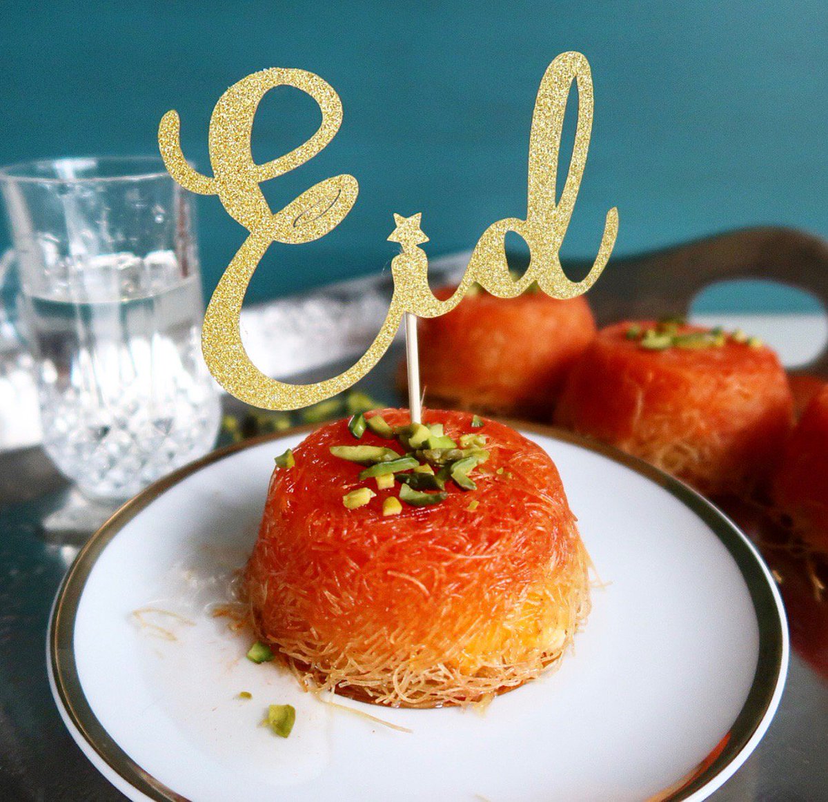 MBFHalalBlog's tweet photo. @sophiasgaler @meandorla @FemaleBloggerRT @LovingBlogs @UKBlog_RT Hi Sophia! :) For Eid I love to make knafeh - a Middle Eastern dessert made from pastry that is soaked in sugar syrup and stuffed with stringy cheese! It is delicious.

https://t.co/ICkQ4z1teZ https://t.co/8CLBIJ7LcI