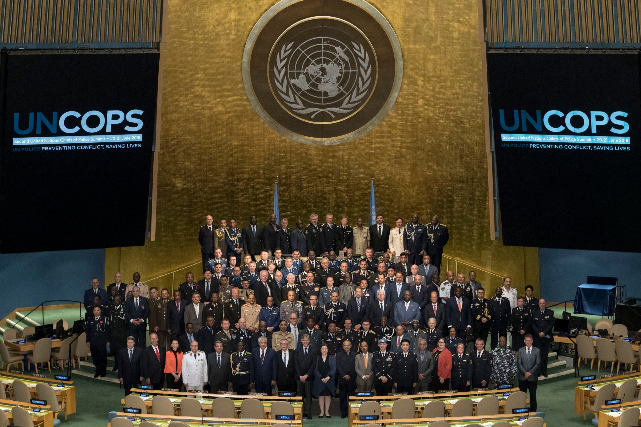 UN Peacekeeping on Twitter: 