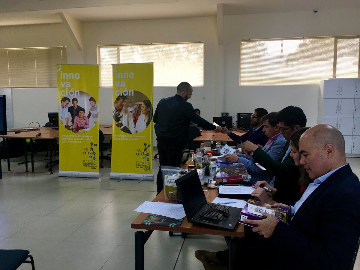 prendho's tweet photo. “The Circus” emprendimiento enfocado en el arte
#elevatorpitch #bootcamp360 https://t.co/slXi5nxUdb