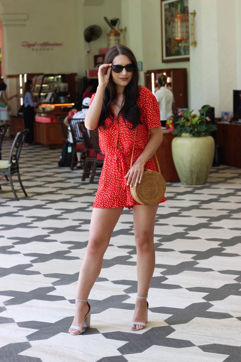 krystintysire's tweet photo. Looking for trendy but affordable vacation pieces this summer? @SaksOFF5TH Check out my outfits from Hawaii here: https://t.co/tI3aOAiXEy  #OFF5THFinds #ad https://t.co/zFXREoMkg0