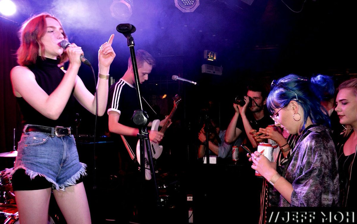 Jeff Moh (@jeffmoh8) on Twitter photo SOPHIE & THE GIANTS - Recently signed to Universal Record Berlin,Germany performed at This Feeling TV' & Red Stripe music events,presented by Gordan Smart of Radio X in The Monarch,Camden.<a href="/SandTGofficial/">Sophie and the Giants</a> <a href="/This_Feeling/">This Feeling</a> #ThisFeelingTV <a href="/redstripeuk/">Red Stripe UK</a> <a href="/RadioX/">Radio X</a> <a href="/RizerMagazine/">Rizer Magazine</a> <a href="/JeffMoh8/">Jeff Moh</a> SOPHIE & THE GIANTS - Recently signed to Universal Record Berlin,Germany performed at This Feeling TV' & Red Stripe music events,presented by Gordan Smart of Radio X in The Monarch,Camden.<a href="/SandTGofficial/">Sophie and the Giants</a> <a href="/This_Feeling/">This Feeling</a> #ThisFeelingTV <a href="/redstripeuk/">Red Stripe UK</a> <a href="/RadioX/">Radio X</a> <a href="/RizerMagazine/">Rizer Magazine</a> <a href="/JeffMoh8/">Jeff Moh</a>