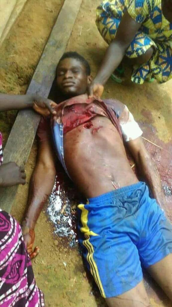 TNtumfor's tweet photo. @antonioguterres Mr Secretary-general @antonioguterres, when are you convening a summit to solve the ongoing genocide in #SouthernCameroon ?
How can you be talking climate change everyday, when you cannot address the humanitarian crisis around the world ? You are a hypocrite. https://t.co/hxAXMDuOYf
