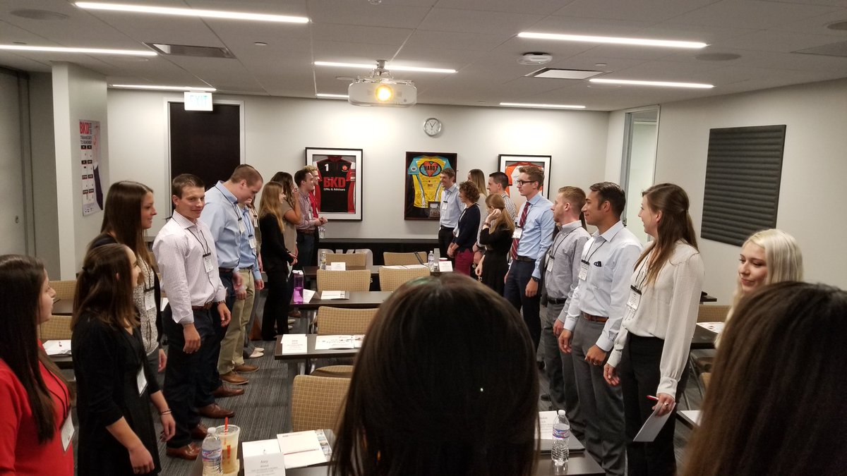 ChristineFelke's tweet photo. Flashback Friday. @BKDLLP enjoyed getting to know our #Colorado Summer Leadership Attendees. A big shout out to @UnitedWayDenver for the tour.  Thank you all for joining in on the fun! #BKDSLP https://t.co/IChWDG3Kit
