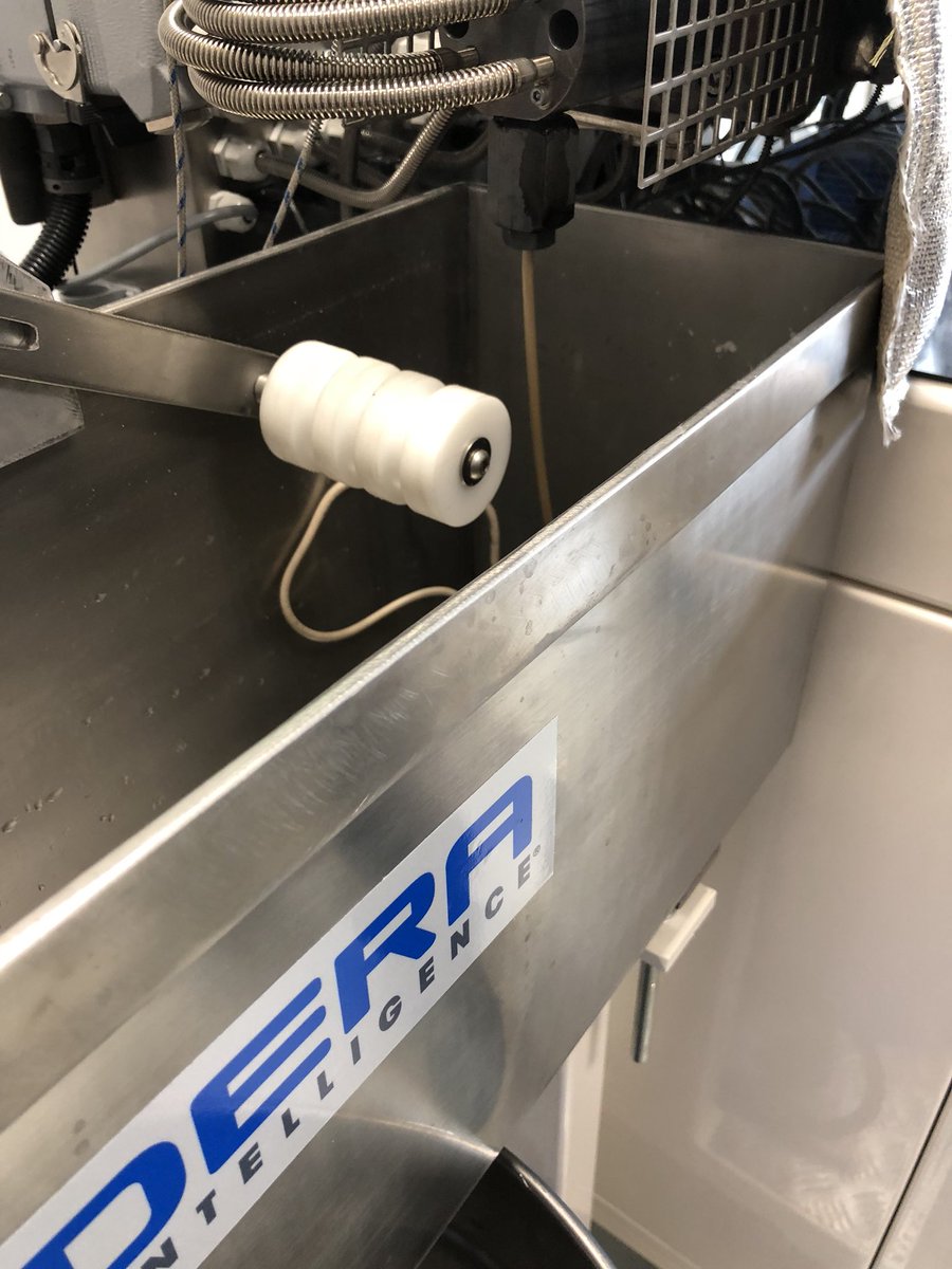 extrusion_EA's tweet photo. #Graphene in Cambridge meets #culture #heritage #beauty #RD #innovation #education #university #academia #future #polymers #grapholymer proudly collaborating with @GrapheneUCam @Cambridge_Eng @Cambridge_Uni for #tomorrow #plastics #extrusion https://t.co/jwK2BvYJCM