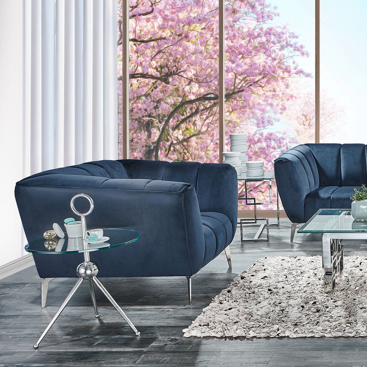 AllaModaDesign's tweet image. A beautifully decorated interior not only functions well, but creates a mood. Visit our store to find the best pieces for your home. 
We&apos;re located at: 15200 Ventura Blvd, Sherman Oaks, CA 91403