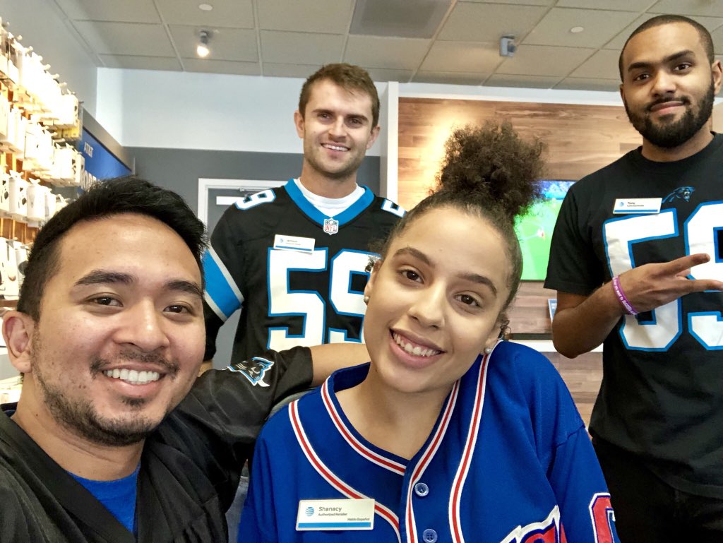 Spirit week going great today we are #teamER #attbelgate #panthers #chicago #att #lifeatportables #numberone