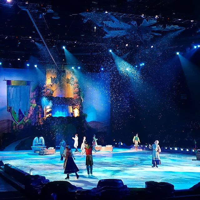 araijain's tweet photo. Winters are here to stay #DreamBig with @DisneyOnIce #DisneyOnIce #Johannesburg #SouthAfrica @Showtime_sa First Show Time tonight #AashishRai #Blogger #SocialMediaInfluencer #TechJournalist #mobilePhotography #TechBlogger #PhotographerwithPassion #SmartphoneCamera #Walkingwi… https://t.co/RMTsFYPeu4