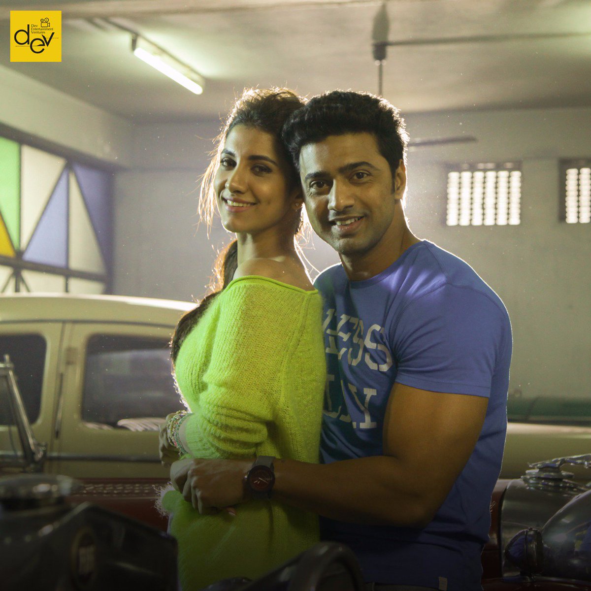 KabirSatabdi's tweet photo. I fell in love whenever I heard the tune and lyrics of #JayaTomari..prothom din thakai ak pa tula bosachilm koba gan ta sunbo..ar jokhn sunlm prem ta joma khir hoa galo..thanks @jeetmusic for this magical song #1YearOfChaamp https://t.co/TrSPBLNYNK
