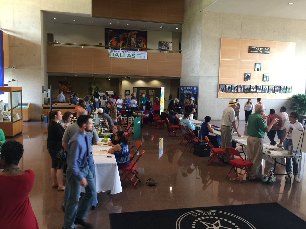 CODCPEdissolved's tweet photo. Today is not just #CleanAirDay in @CityOfDallas but #cleanairACTIONday! 
Great job @GreenDallas! https://t.co/KgSSPdF6V9
