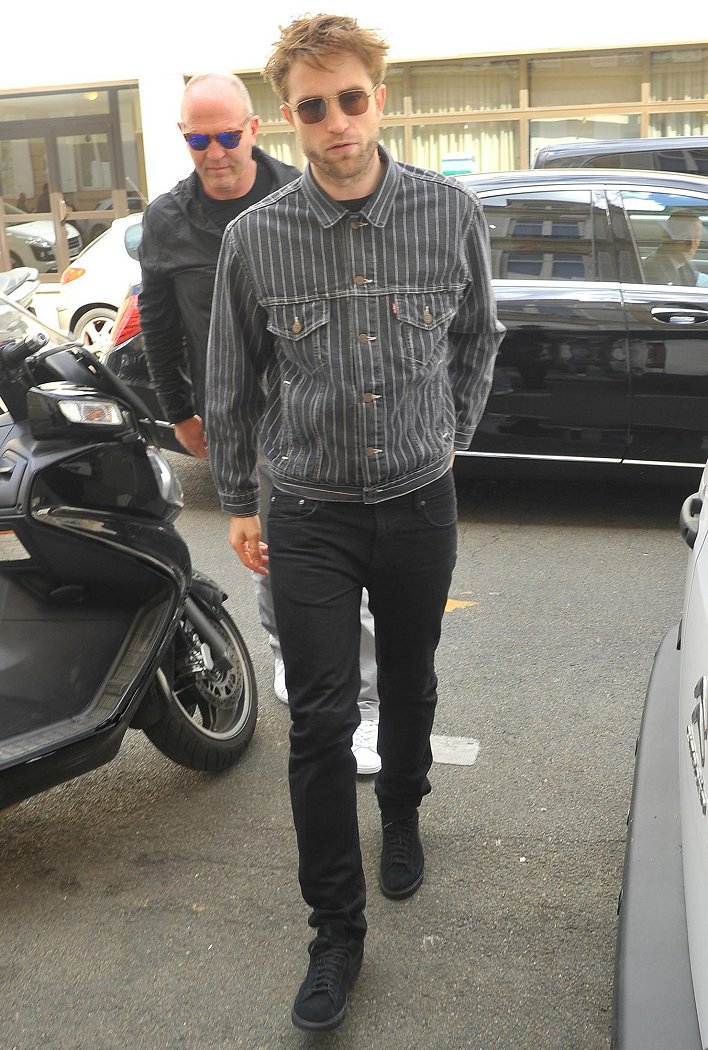 supreme levi's pinstripe