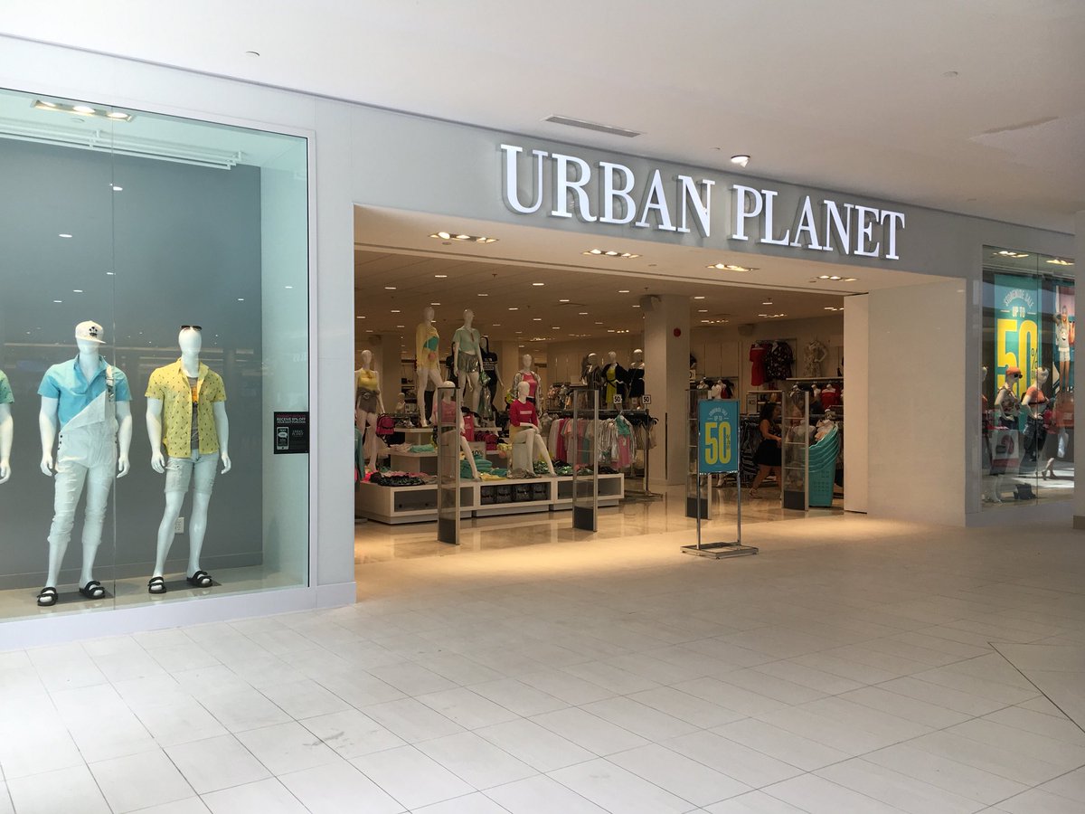 CataraquiCentre's tweet photo. MORE STORES: We are pleased to announce @Urban_Planet is NOW OPEN! Come shop the ladies fashions for Men, Ladies and KIDS! Welcome to Cataraqui Centre Urban Planet! #morestyle #morestores #moreyou #ygk #Kingston #newstore #newlocation https://t.co/e0AsOdv7Nc
