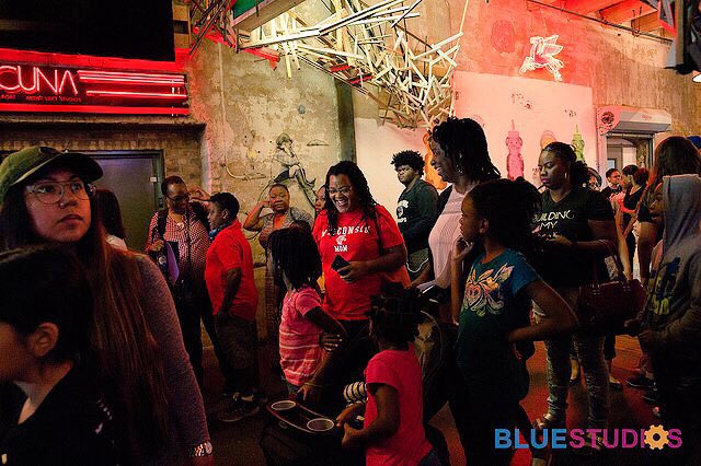 BlueStudios_io's tweet photo. Families are welcome to join us at one of our Open House events led by @paigeandpaxton tomorrow. Get a tour of https://t.co/wyyZsAmkKX @thebluelacuna &amp; learn about what a BLUE STUDIOS membership has to offer the entire family: https://t.co/PJ409nHTIp. https://t.co/TATYVhRhAE