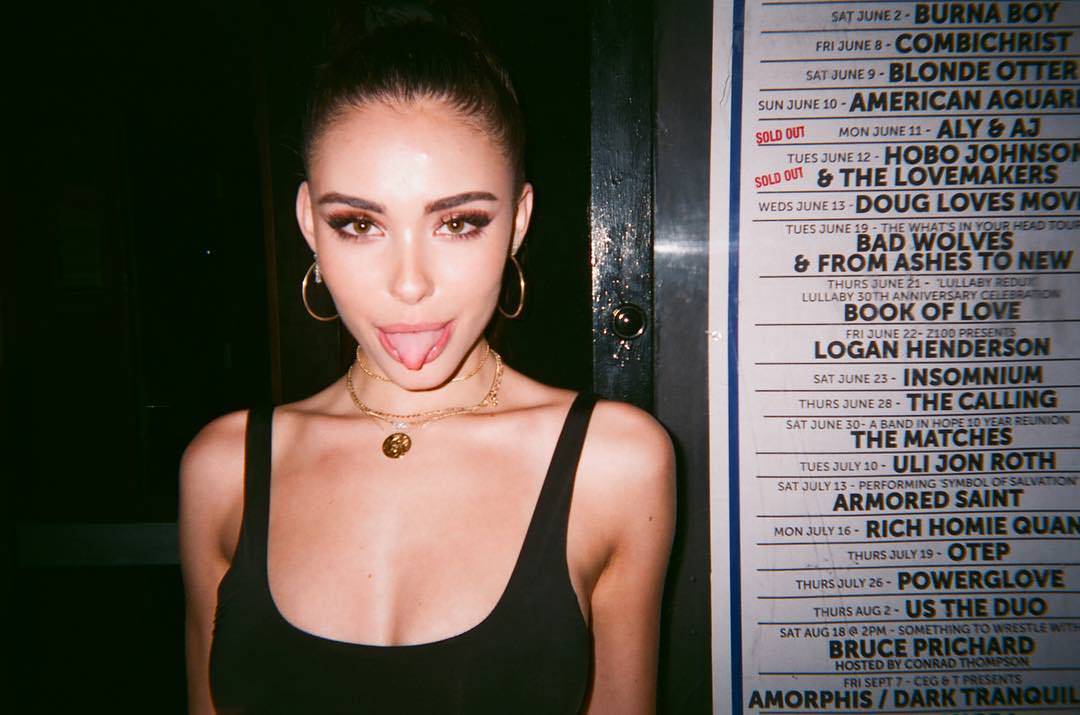 ➳⠀ ⠀ ⠀⠀ ⠀ ⠀⠀ ⠀ ⠀⠀ ⠀ ⠀⠀ ⠀⠀— ʏᴏᴜ ᴍᴀᴋᴇ ᴍᴇ ғᴇᴇʟ ʟɪᴋᴇ ᴀ ᴛᴇᴇɴᴀɢᴇʀ ɪɴ ʟᴏᴠᴇ ᴀɴᴅ ʏᴏᴜ ᴍᴀᴋᴇ ᴍᴇ ғᴇᴇʟ ʟɪᴋᴇ I’ʟʟ ʙᴇ ғᴏʀᴇᴠᴇʀ ʏᴏᴜɴɢ. ⠀⠀ ⠀ ⠀⠀ ⠀ ⠀⠀ ⠀ ⠀⠀ ⠀ ⠀⠀  ⠀⠀ ⠀ ⠀⠀ ⠀ ⠀⠀ ⠀ ⠀⠀ ⠀ ⠀⠀ ⠀ ⠀