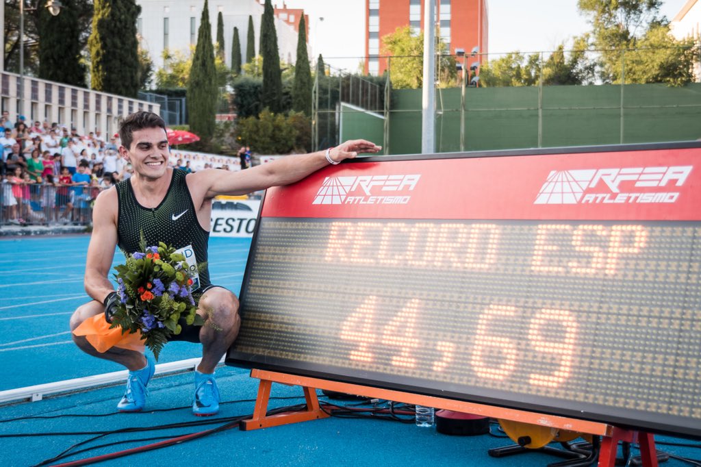 runners_es's tweet photo. Quédate con quien te mire como @BrunoHortelano mira a su nuevo récord de España de 400 metros.

E S P E C T A C U L A R 💥

Foto: @sportmedia_es https://t.co/ZnEUVvZhcL