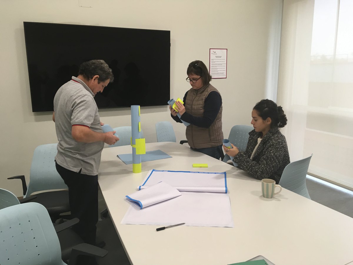 FDRarts's tweet photo. Our wonderful assistant team creating team! https://t.co/JICXYTebUO