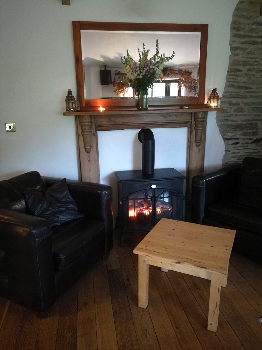 Loved talking to Amanda the owner of <a href="/Jabajak/">Jabajak Vines & Dine</a> on my press trip this week. So knowledgeable about the local food scene and passionate about Welsh produce. The warm welcome at Jabajak was one of the highlights of my trip with <a href="/FoodDrinkWales/">Food and Drink Wales</a> #fooddrinkwales