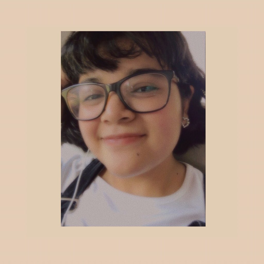 astrolvr's tweet photo. the "rawr xD" energy coming through 
#arohaselcaday https://t.co/x2k401oUwv
