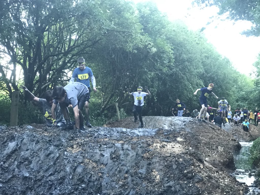 TotalWarriorUK's tweet image. Scouts getting down and dirty on the ‘Mud Moguls’ this evening