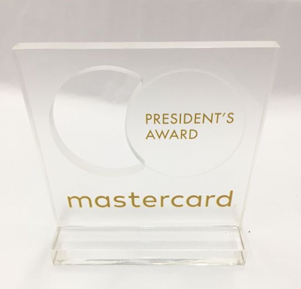zerofractal's tweet photo. Mastercard President's Award Trophy > Render &amp; Final Product 🏆
#zerofractal #miami #agencylife #mastercard https://t.co/lrFKvGoJ0Q